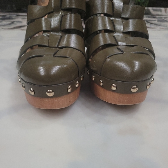 Leather Nine West Cage Chunky Heel Sandals Sz 10 Army Green Fisherman Clogs - Picture 6 of 12